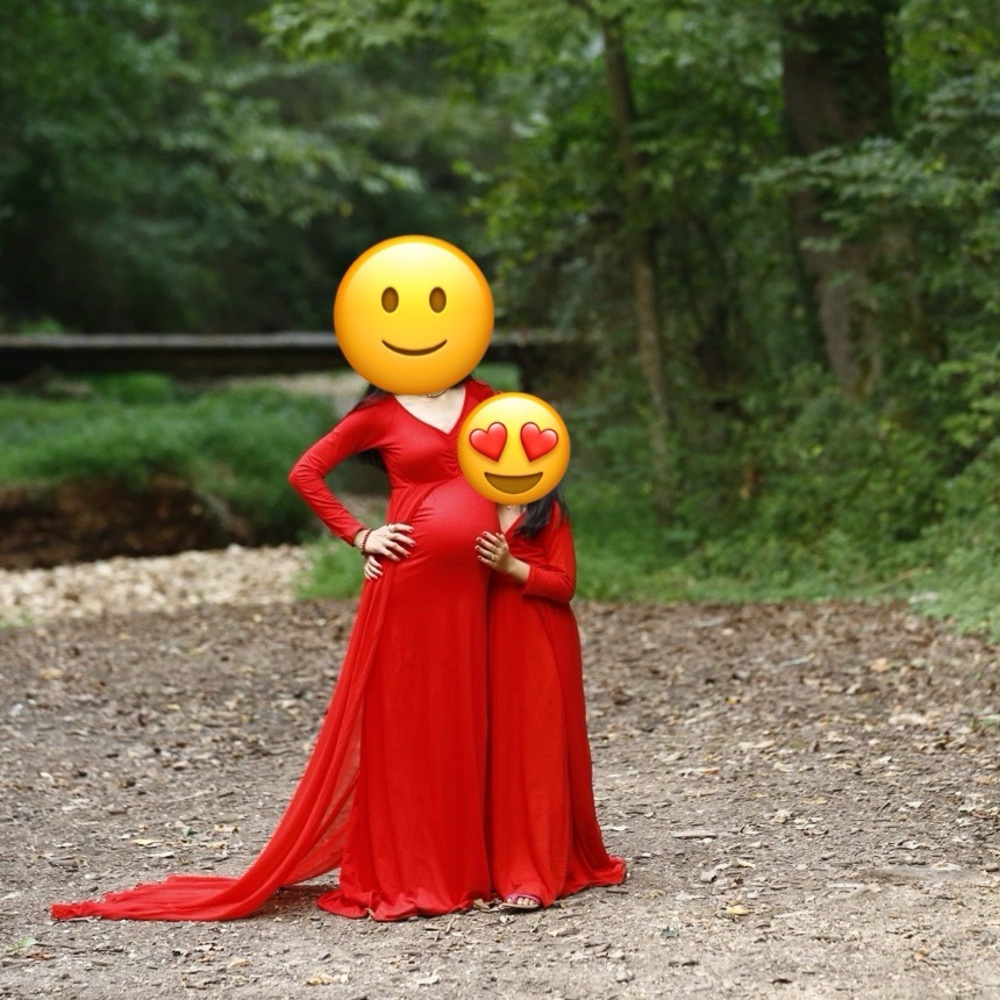 Red maternity mommy and mini matching gowns